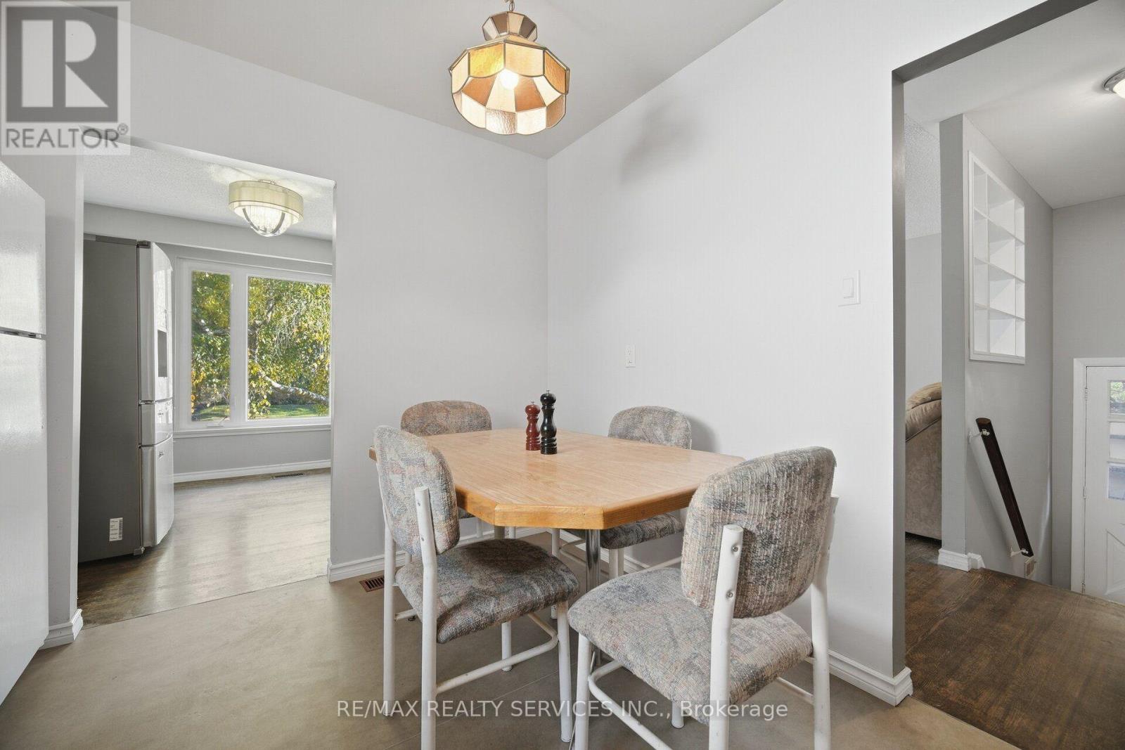 49 Ferndale Crescent Property Photo 17