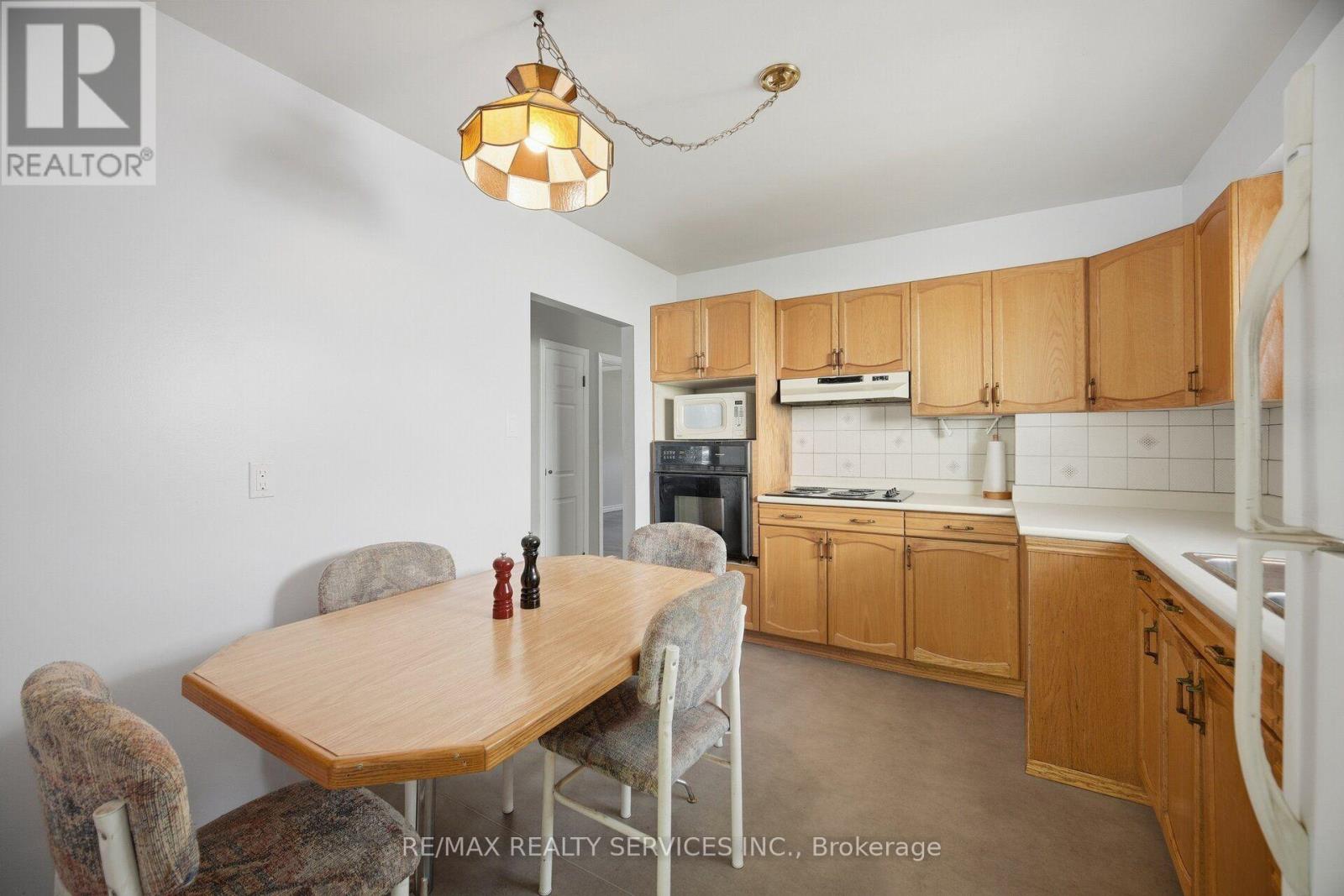 49 Ferndale Crescent Property Photo 18