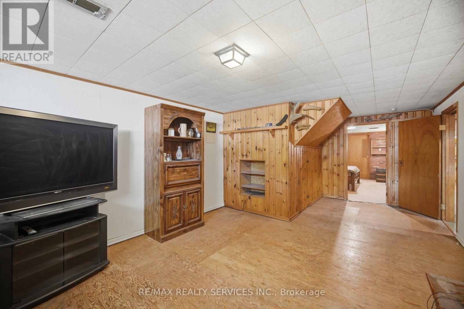 49 Ferndale Crescent Property Photo 33