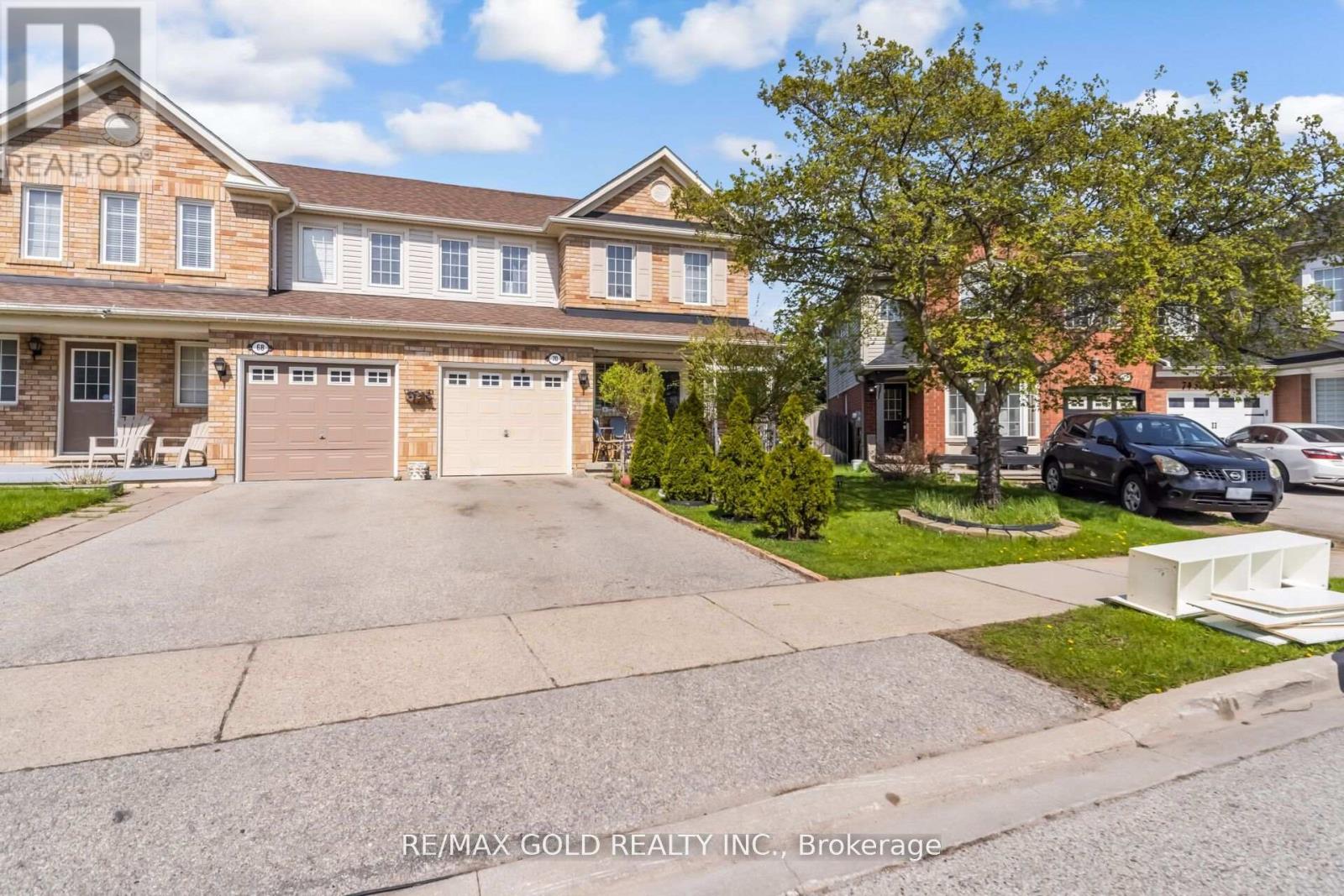 70 SWEETWOOD CIRCLE Property Photo 1
