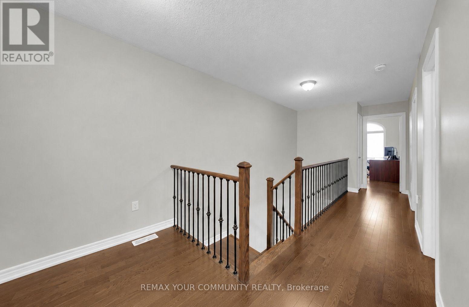 6 Cuddles Court Property Photo 16