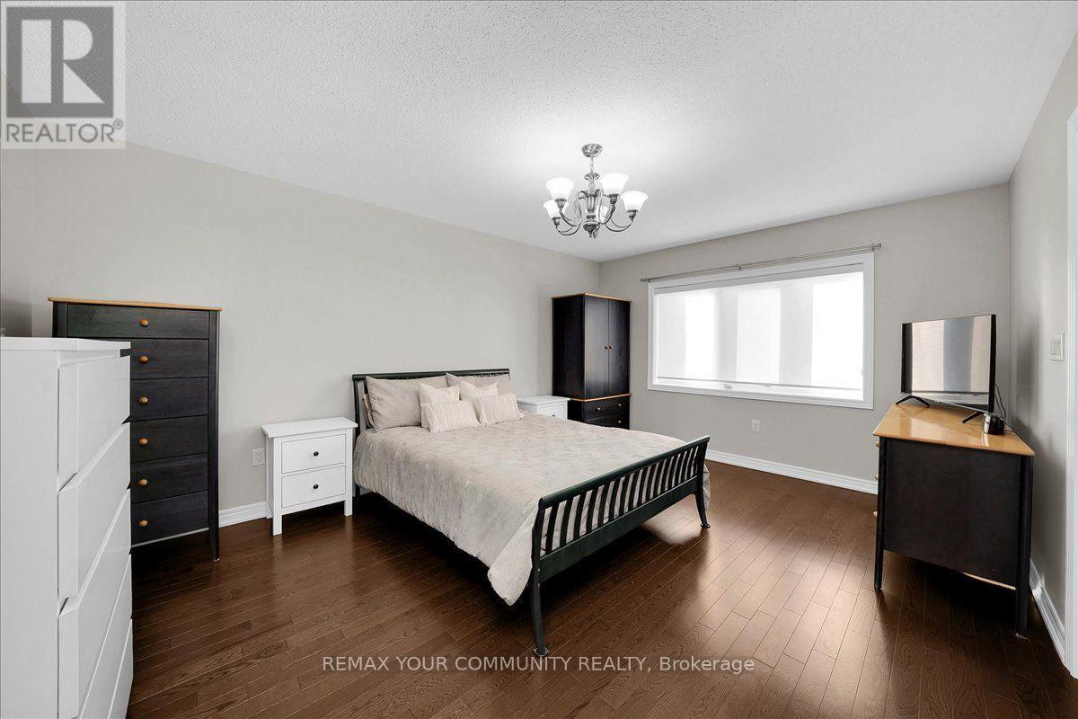 6 Cuddles Court Property Photo 18