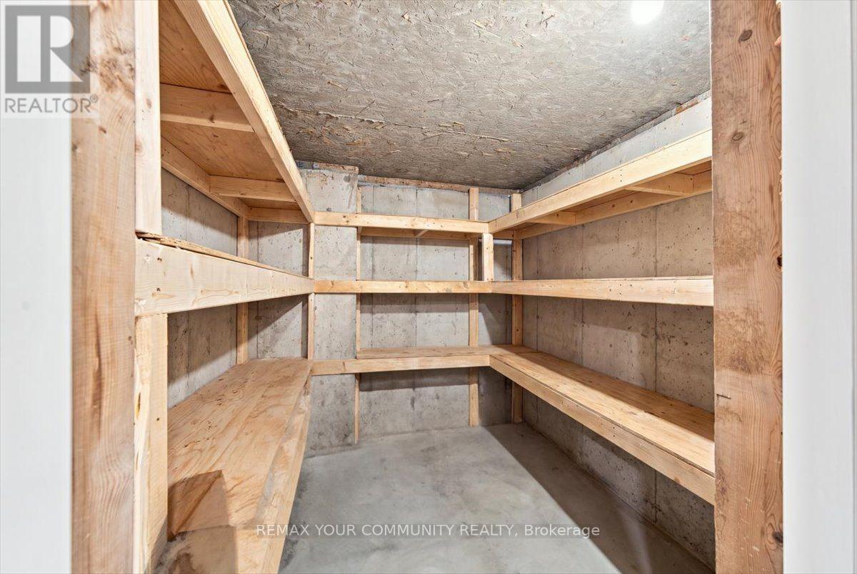 6 Cuddles Court Property Photo 36