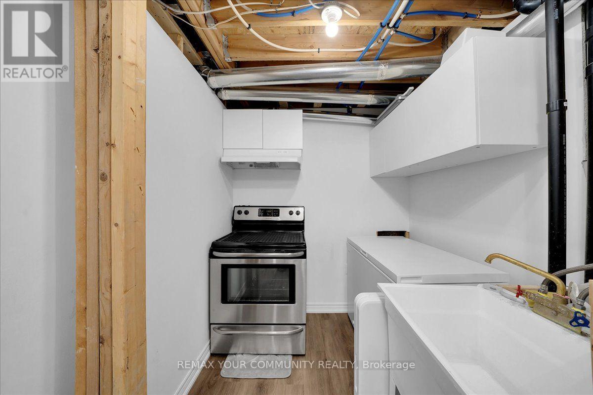 6 Cuddles Court Property Photo 38
