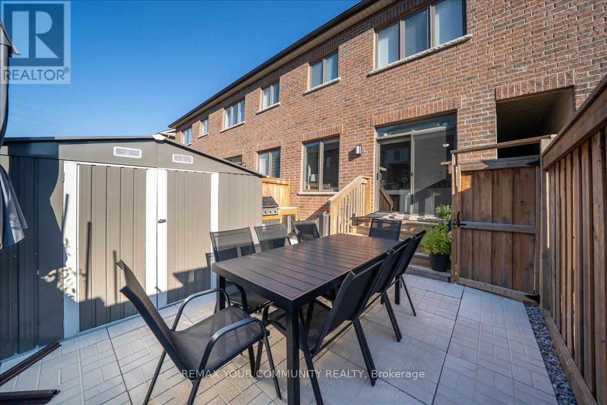 6 Cuddles Court Property Photo 42
