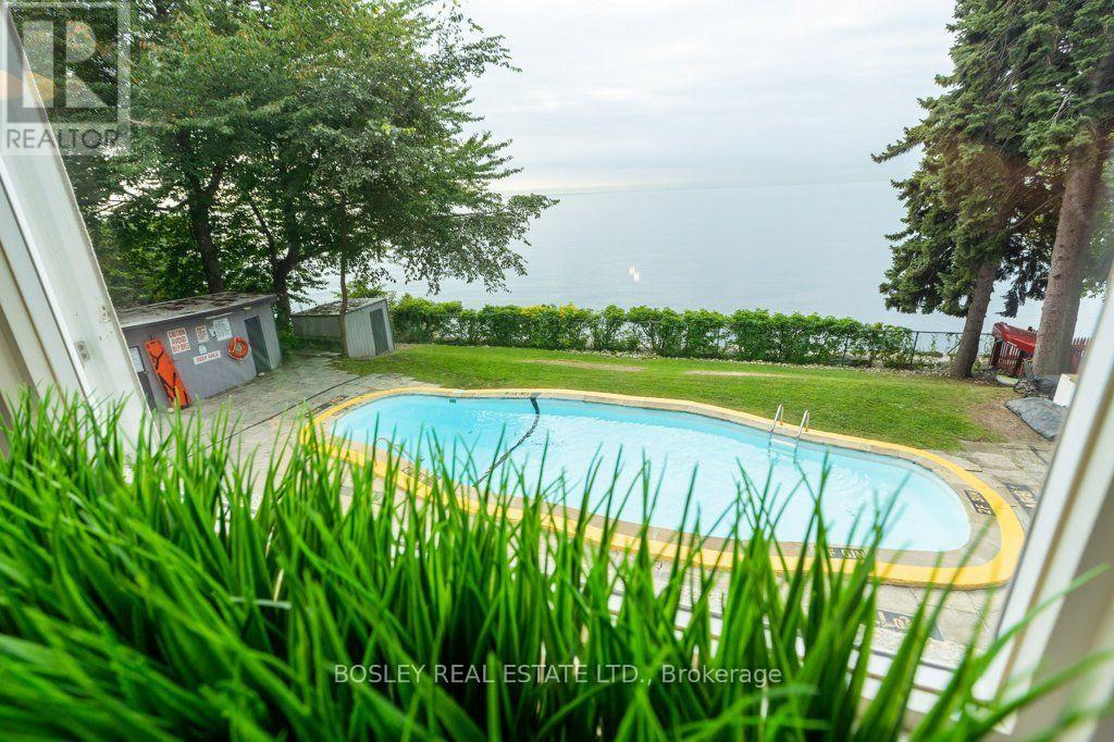 1 - 2693 Lakeshore Boulevard W Property Photo 22