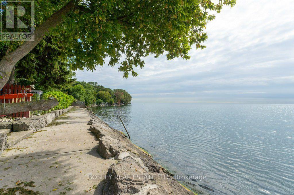 1 - 2693 Lakeshore Boulevard W Property Photo 26