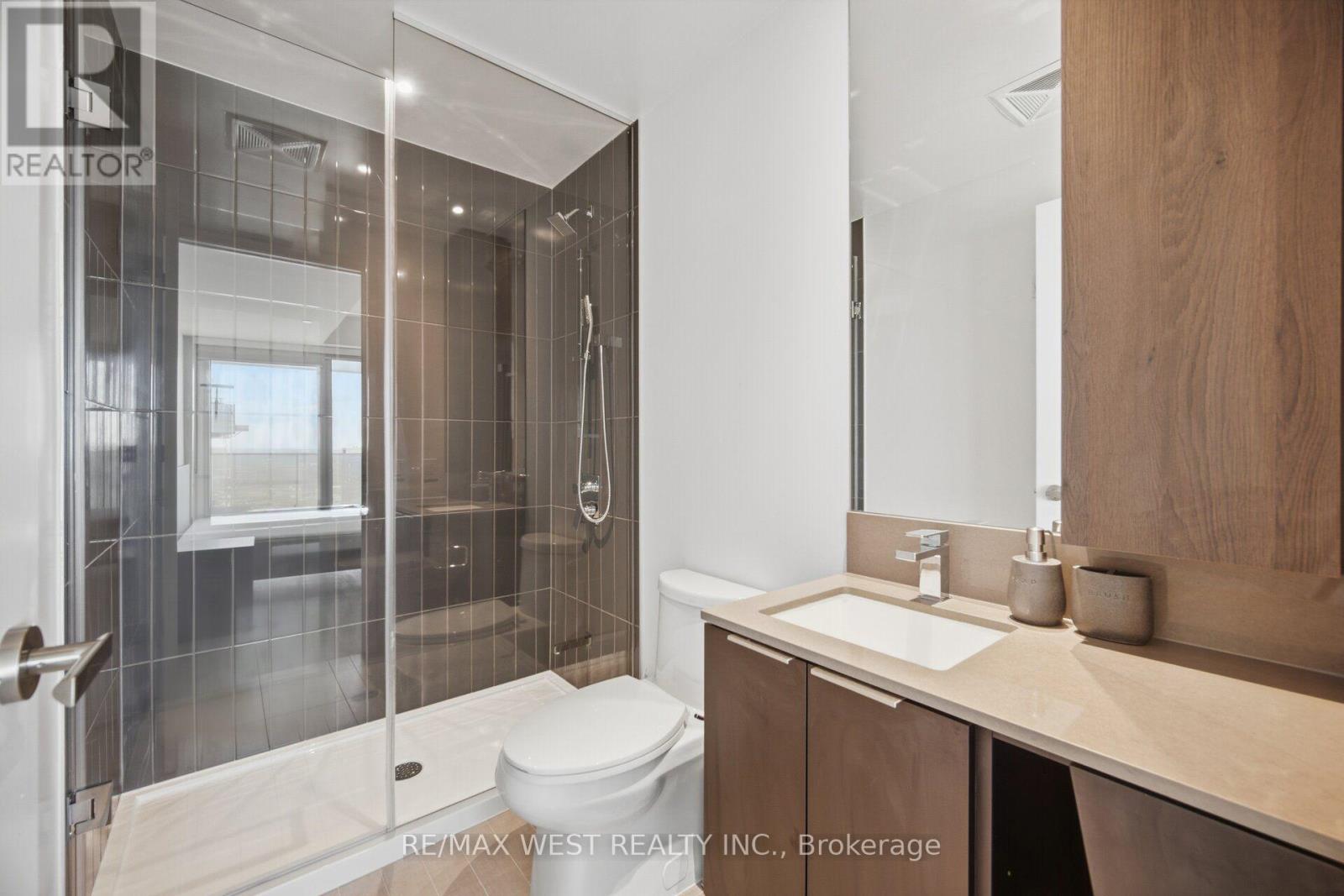 5104 - 3900 Confederation Parkway Property Photo 22