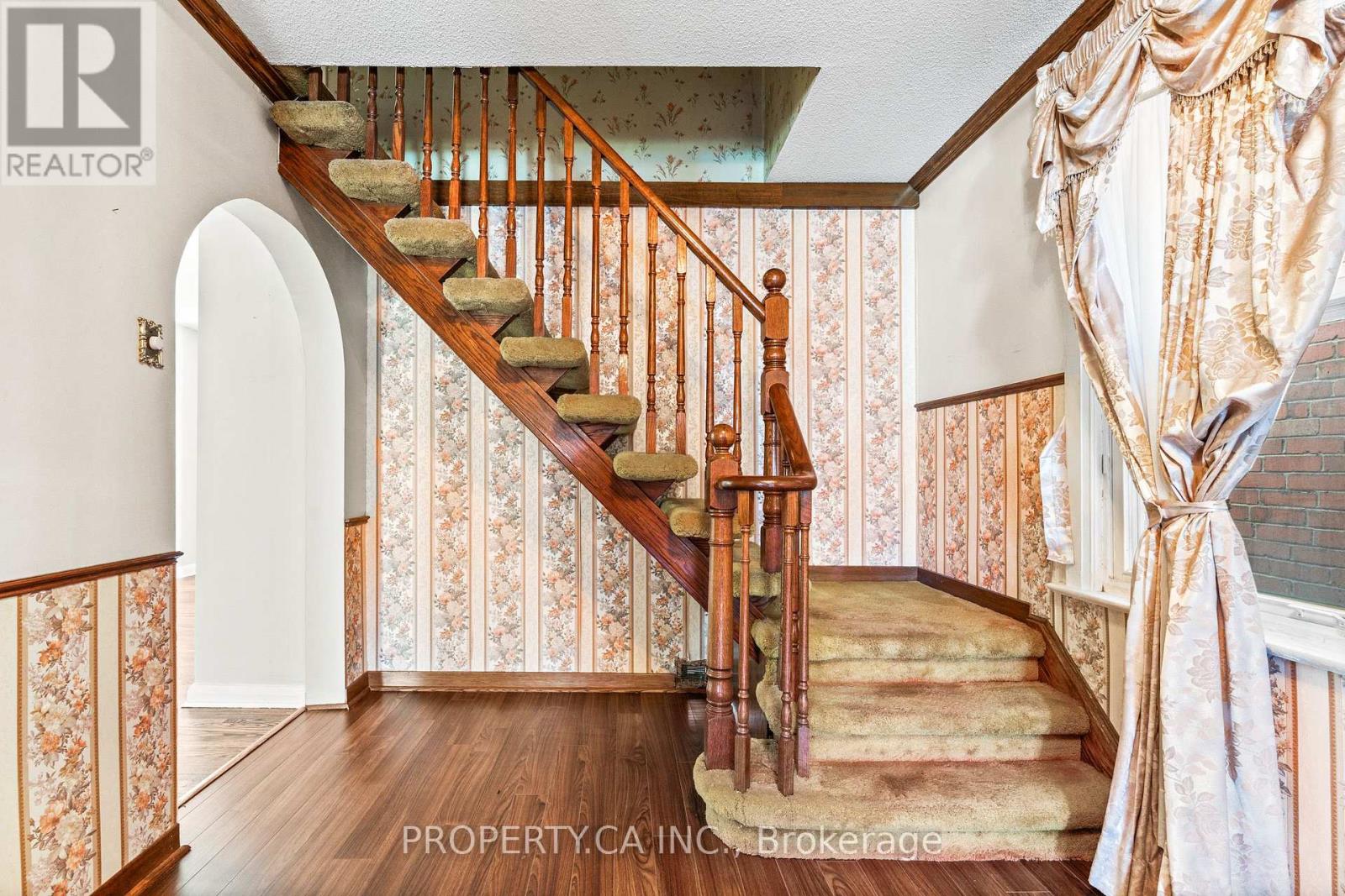 16 Warren Crescent Property Photo 15
