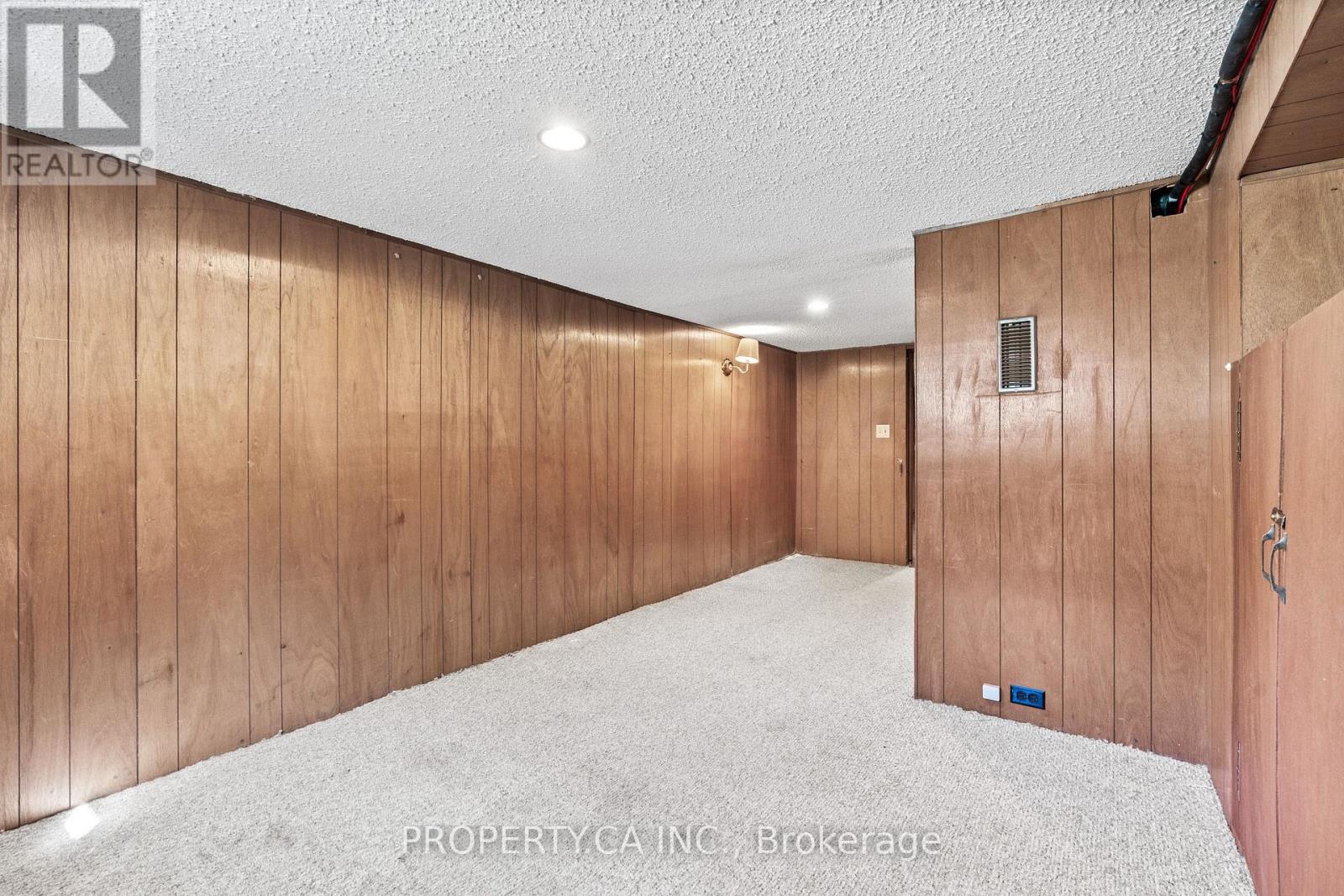 16 Warren Crescent Property Photo 25