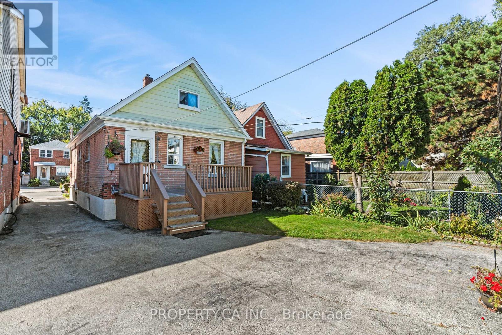 16 Warren Crescent Property Photo 35