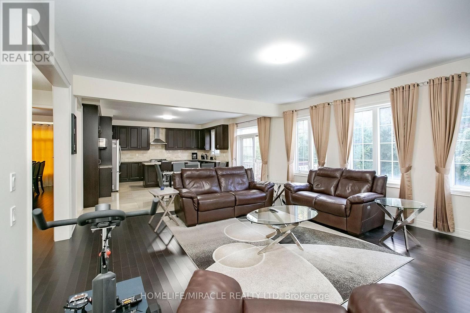 30 Brookwater Crescent Property Photo 11