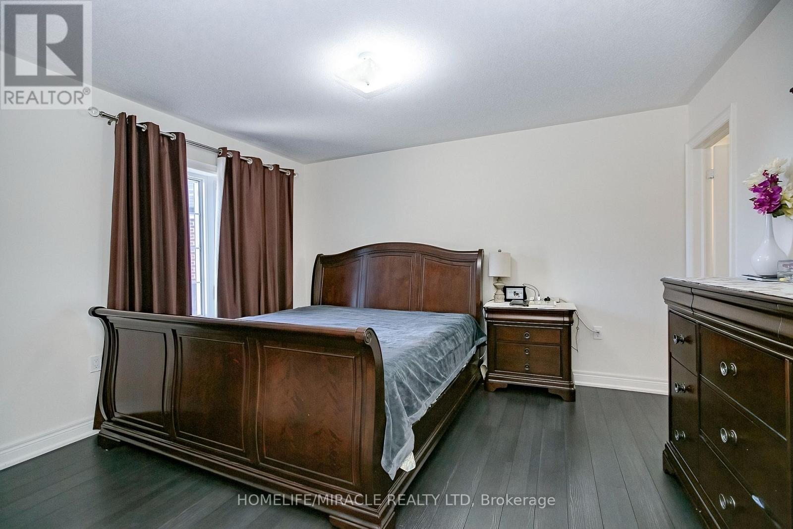 30 Brookwater Crescent Property Photo 18