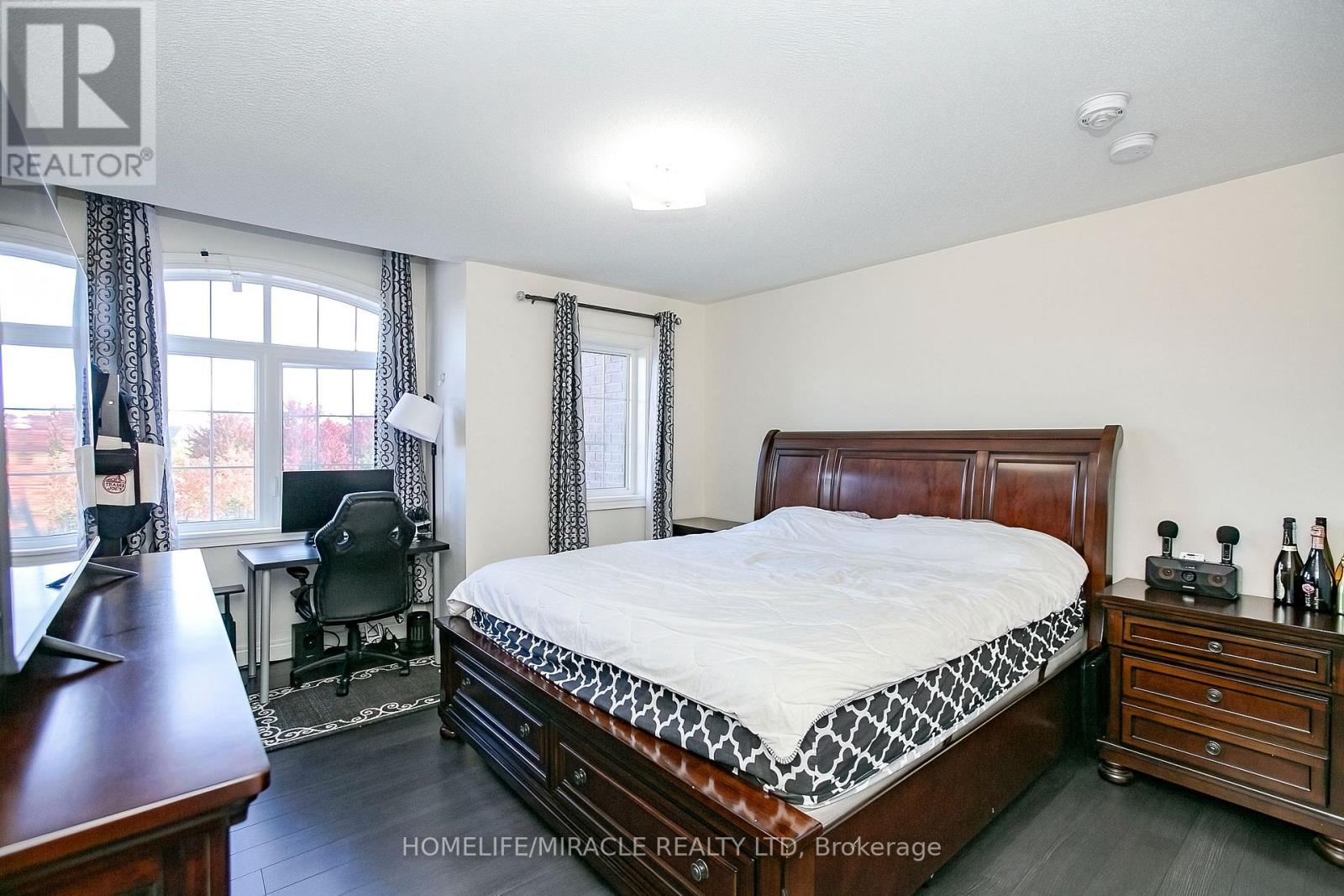 30 Brookwater Crescent Property Photo 21