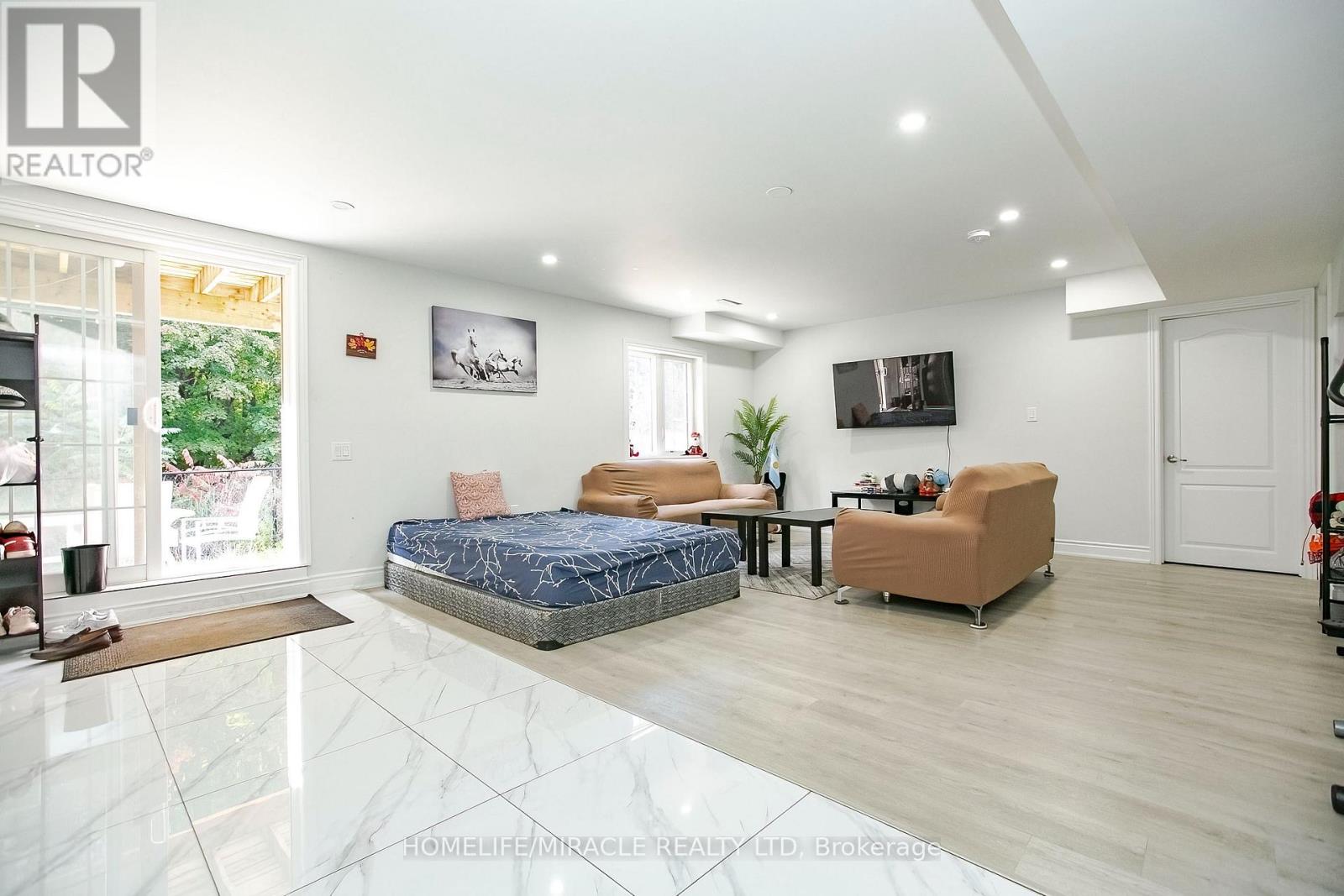 30 Brookwater Crescent Property Photo 29