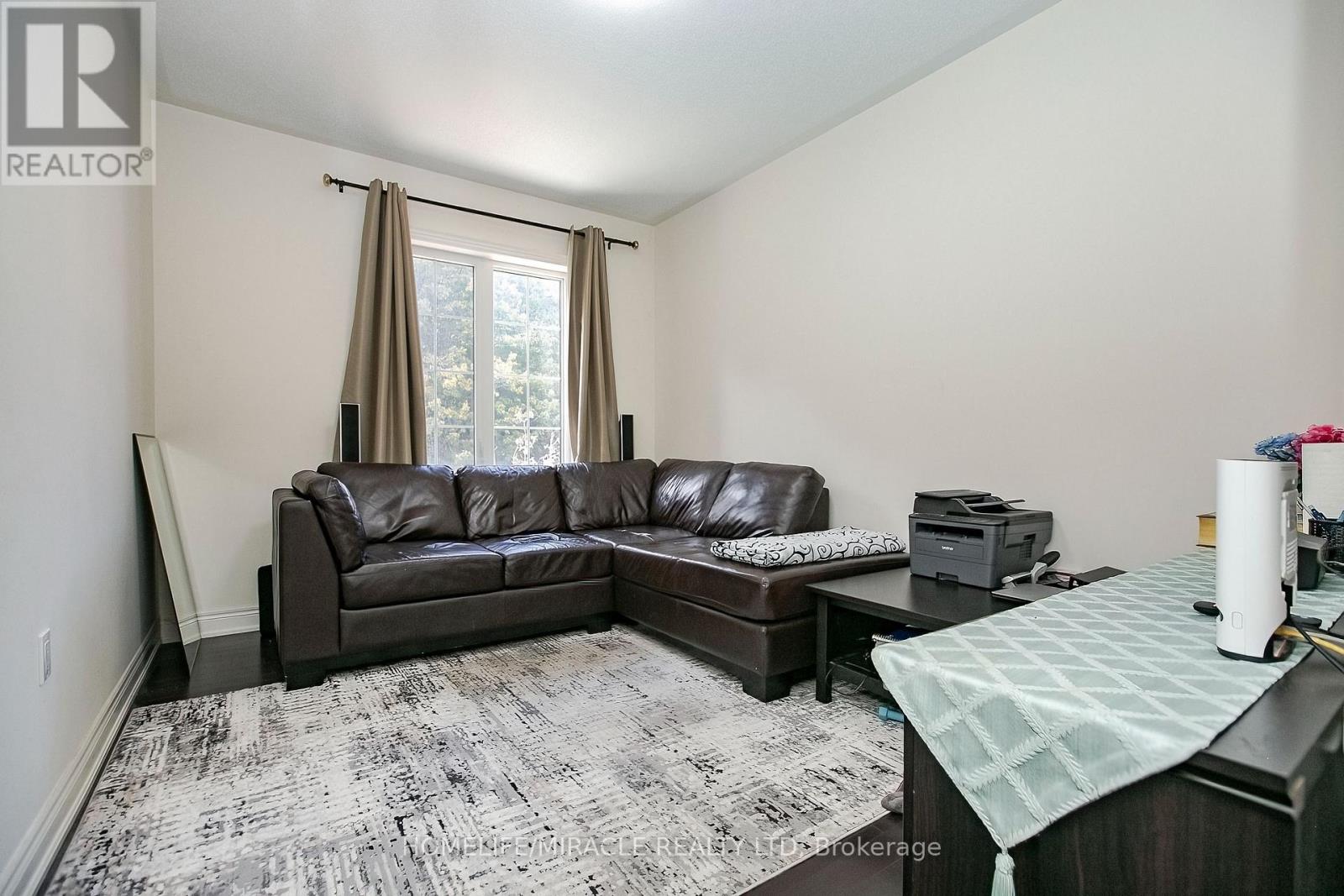 30 Brookwater Crescent Property Photo 43