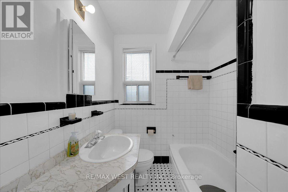 198 Rustic Road Property Photo 18