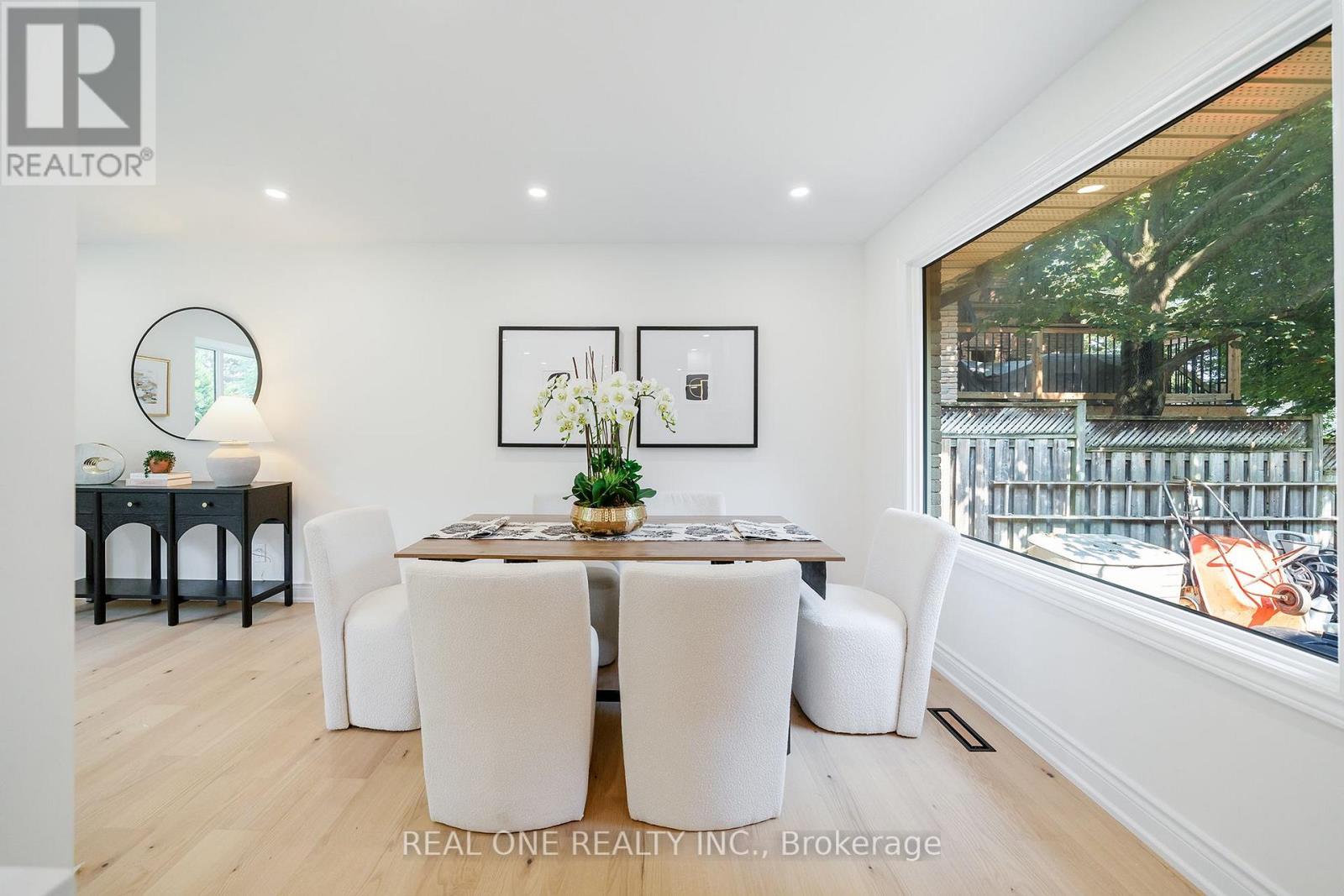 3148 Bentworth Drive Property Photo 12
