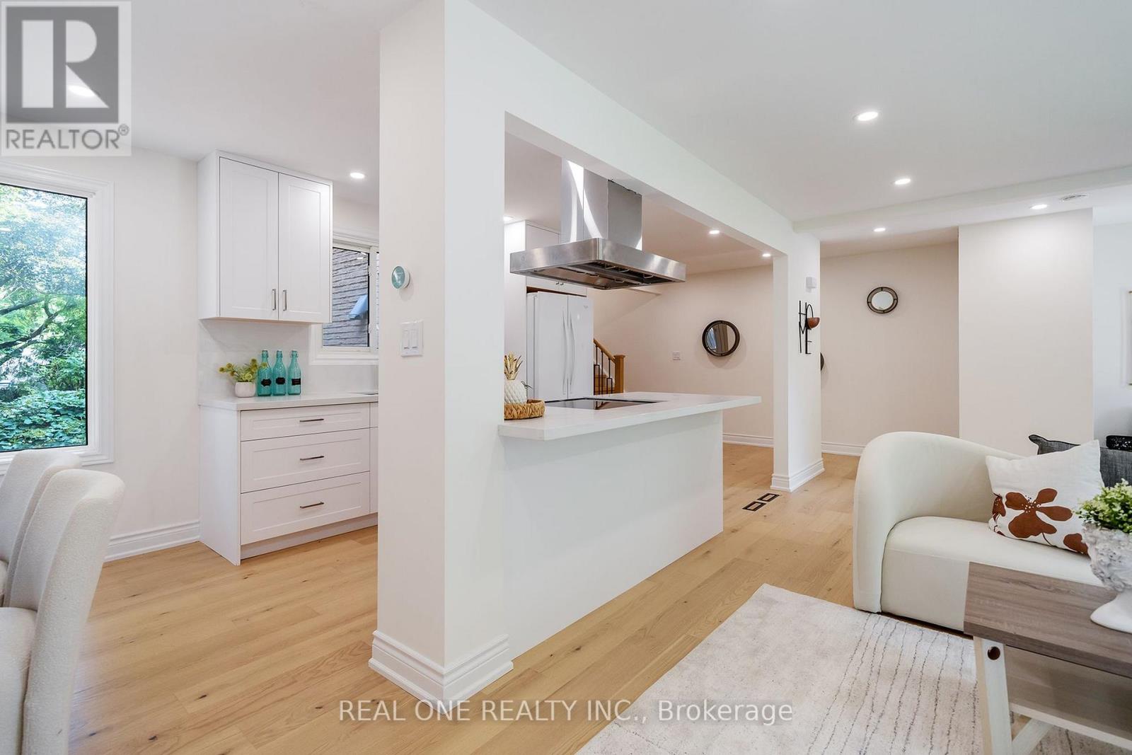 3148 Bentworth Drive Property Photo 17