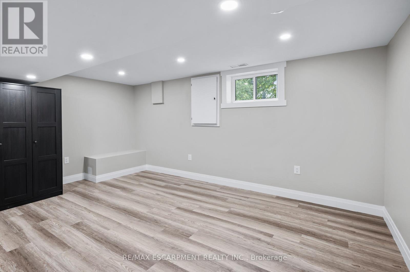 1041 Shepherd's Drive Property Photo 32