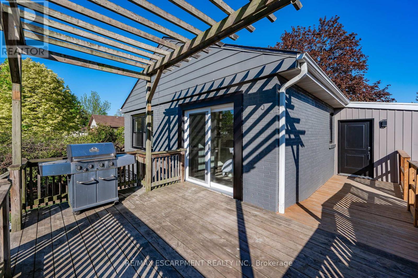 1041 Shepherd's Drive Property Photo 44
