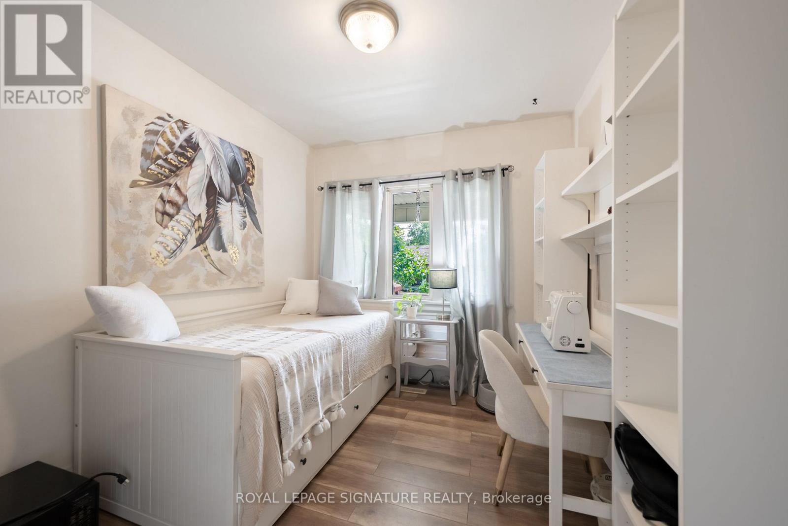 234 John Street Property Photo 14