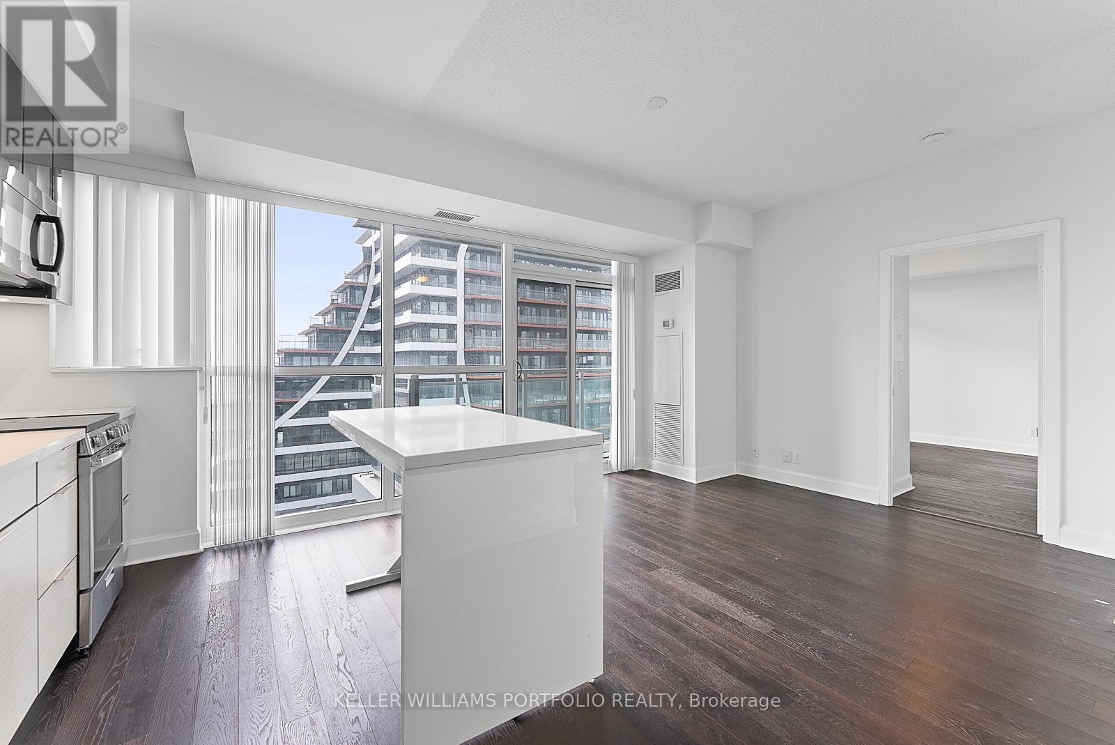 1011 - 33 Shore Breeze Drive Property Photo 13