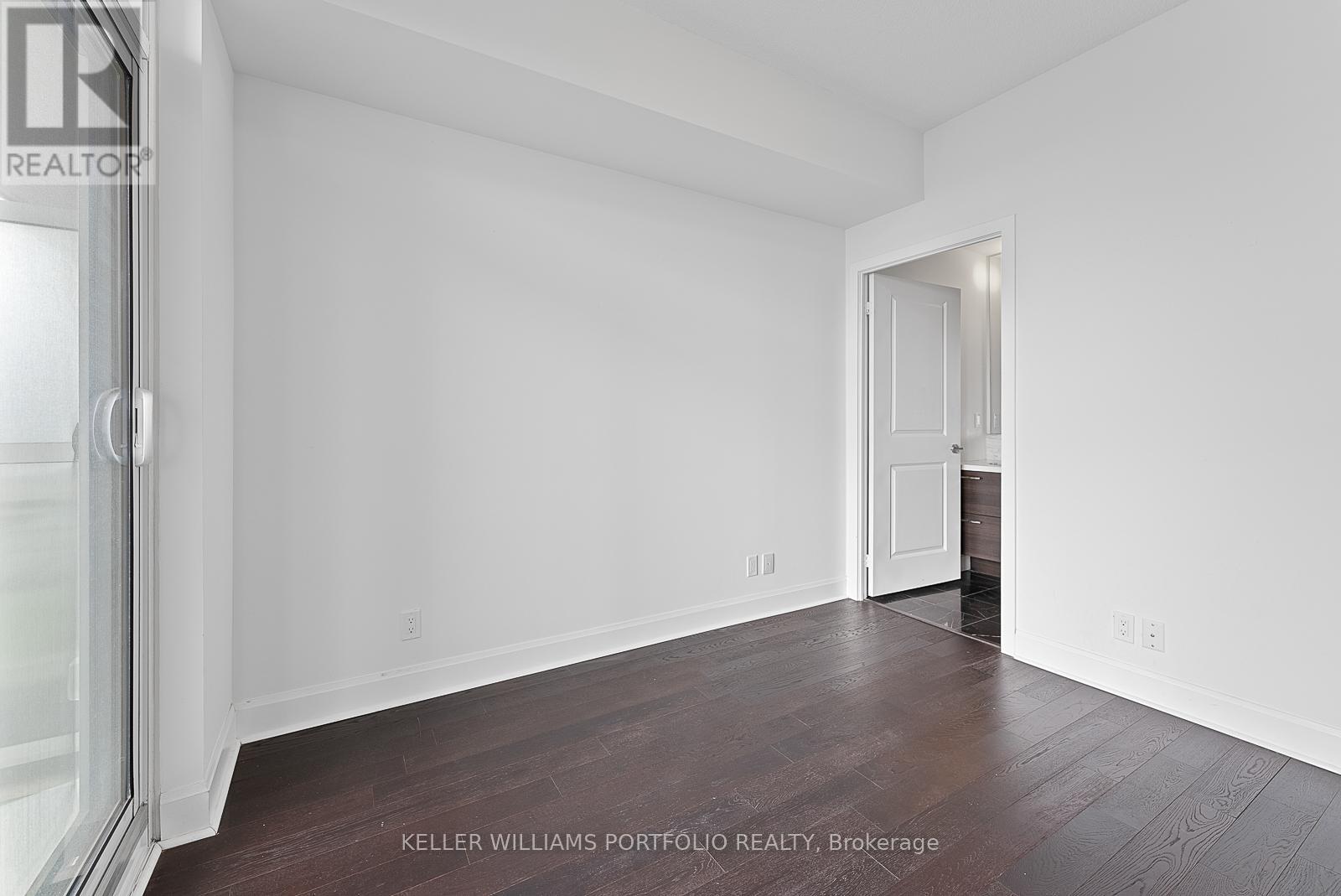 1011 - 33 Shore Breeze Drive Property Photo 20