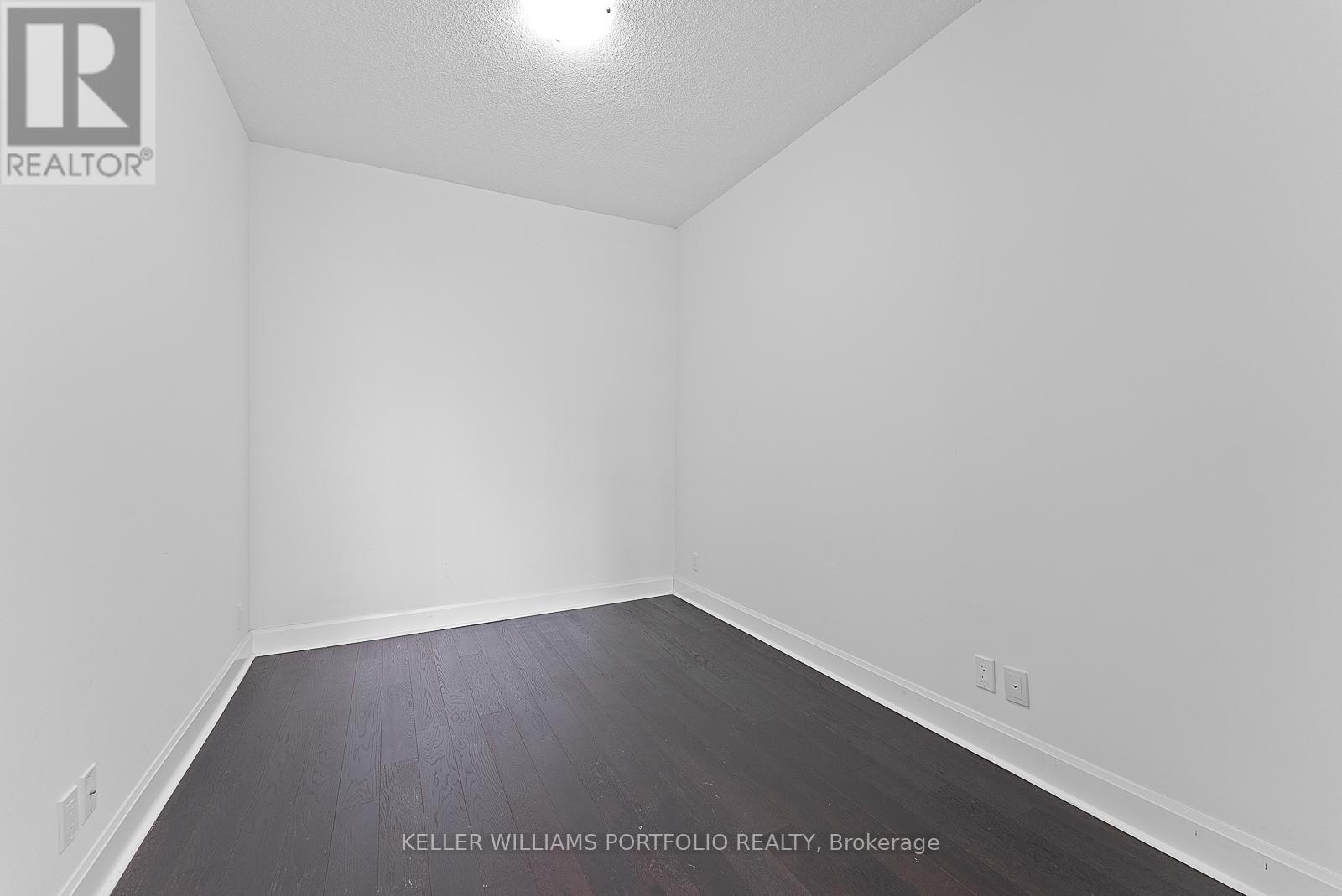 1011 - 33 Shore Breeze Drive Property Photo 24