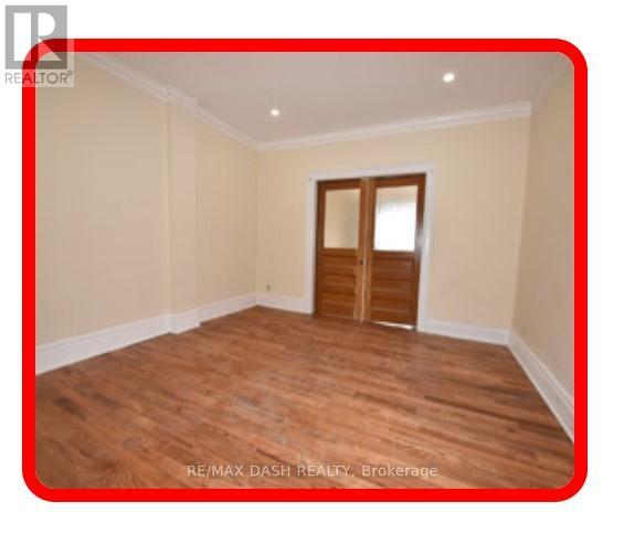 2nd Floor - 1436 Queen Street W Property Photo 6