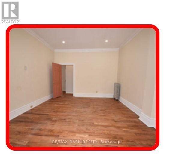 2nd Floor - 1436 Queen Street W Property Photo 9