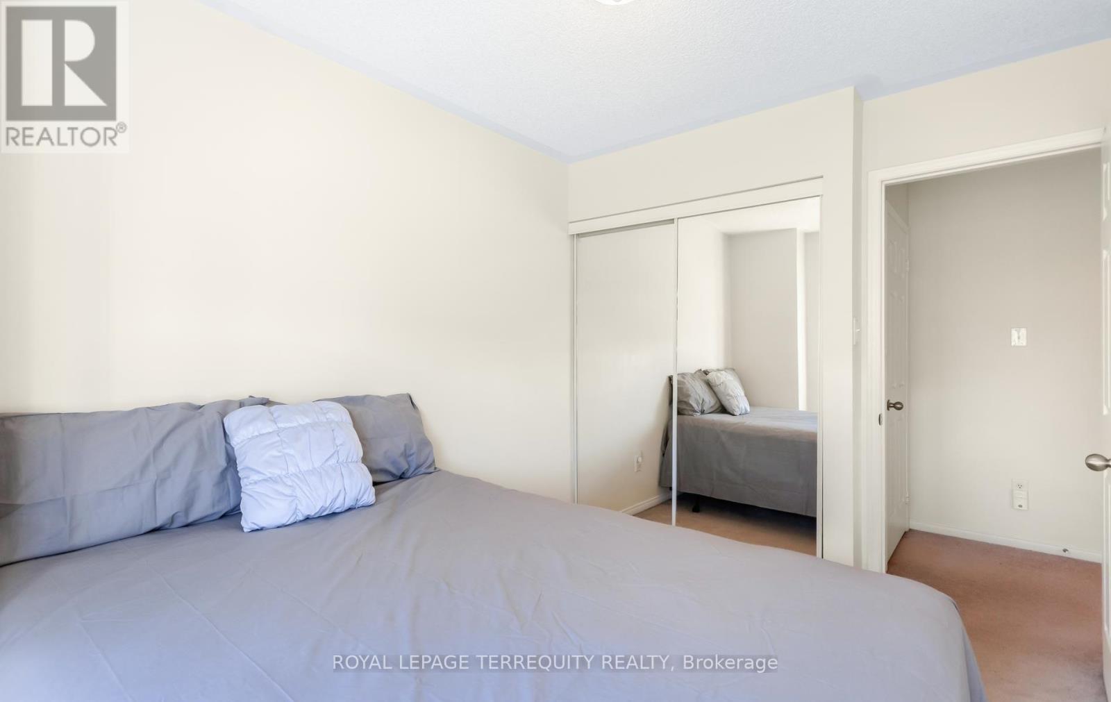 4 - 3025 Destination Drive Property Photo 35