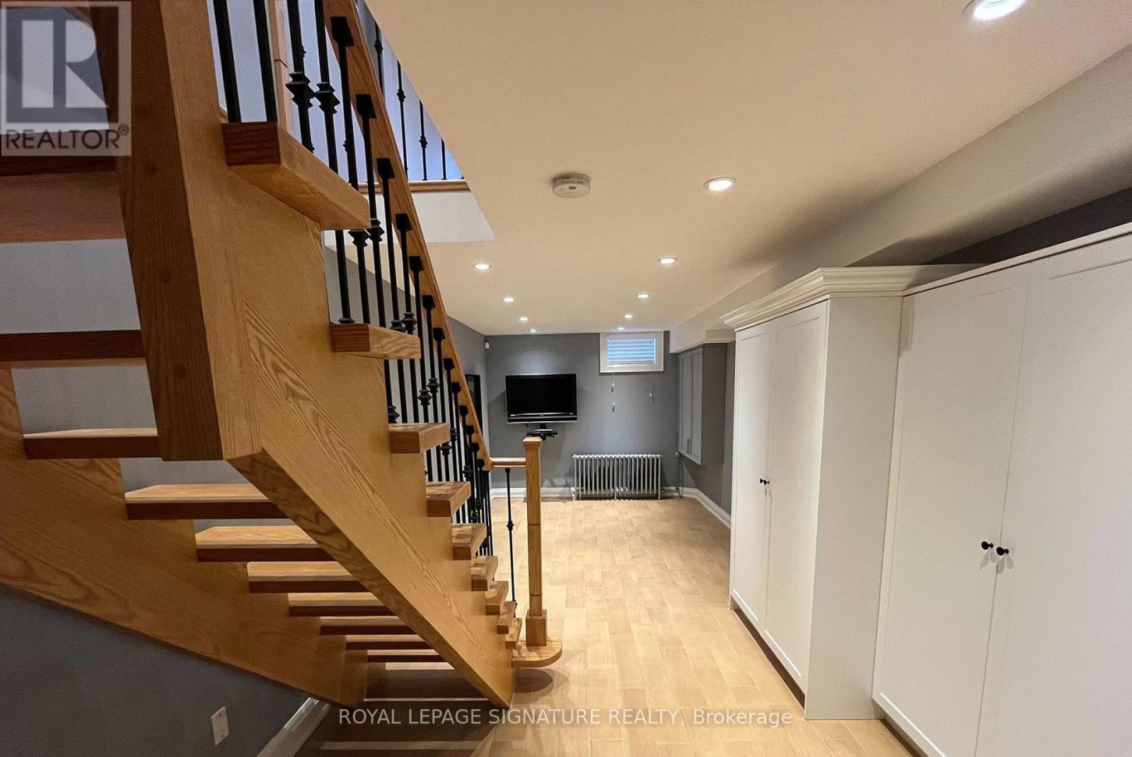 23 Abbs Street Property Photo 31