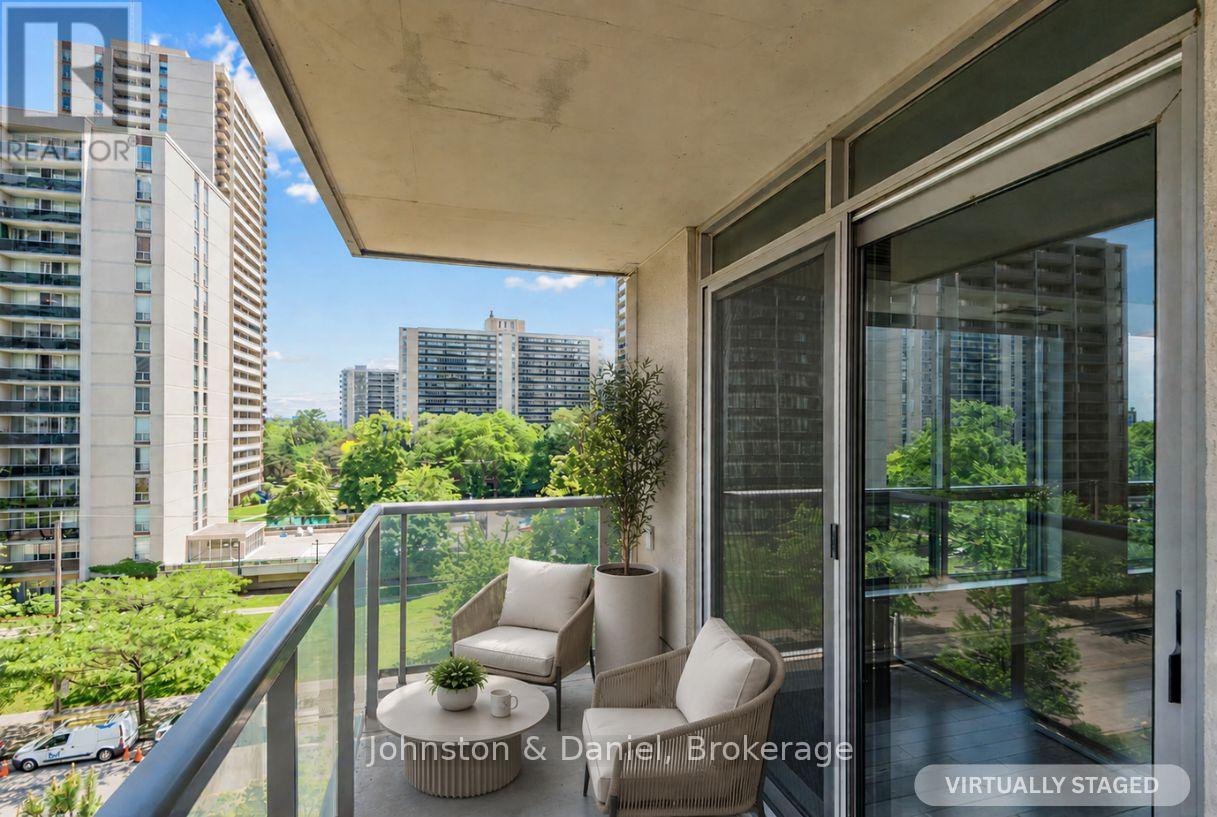 503 - 70 High Park Avenue Property Photo 6