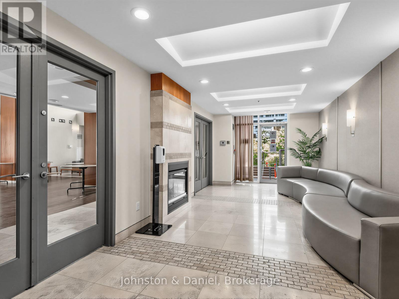 503 - 70 High Park Avenue Property Photo 20