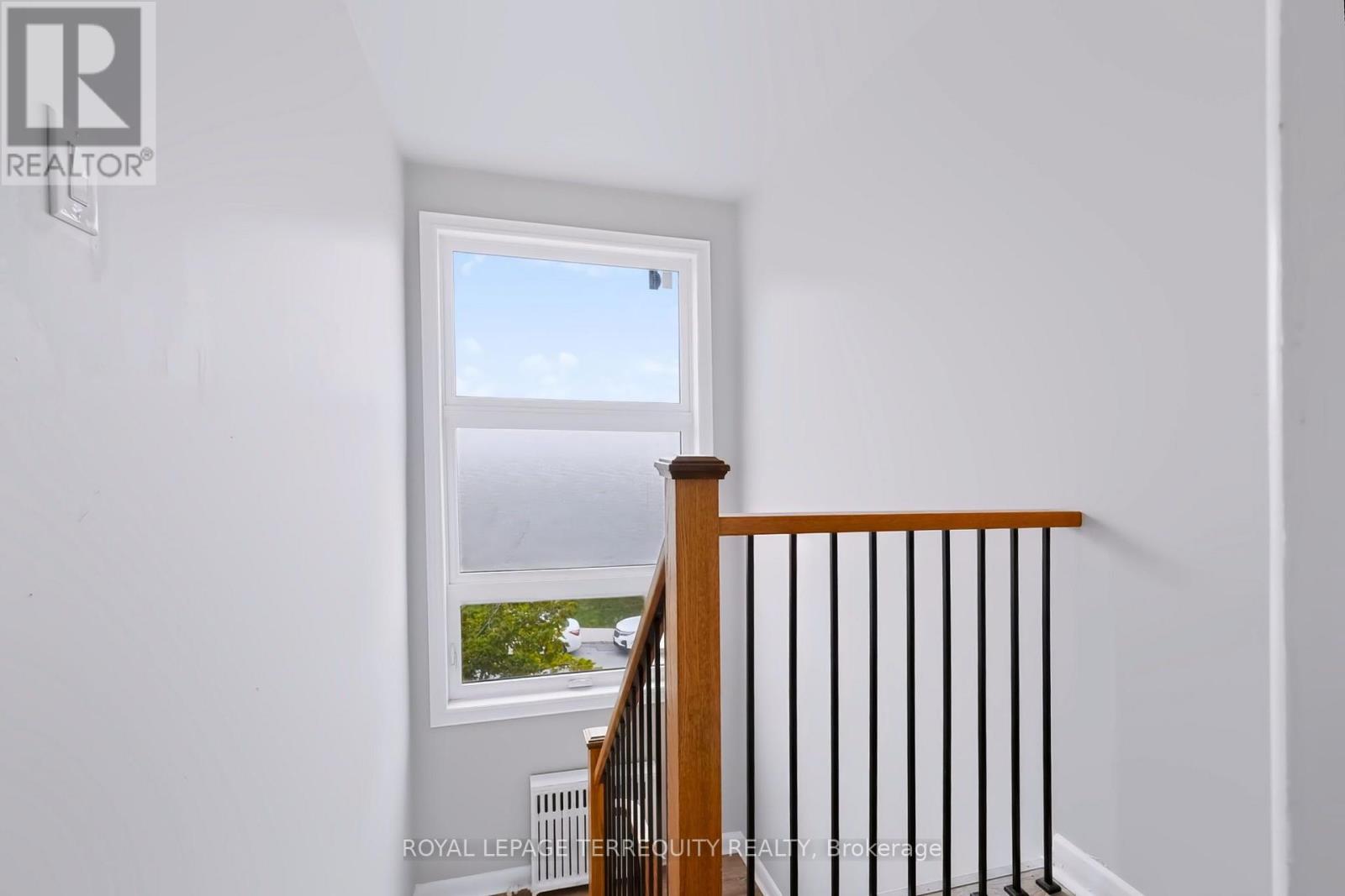 Upper - 32 Dynevor Road Property Photo 3