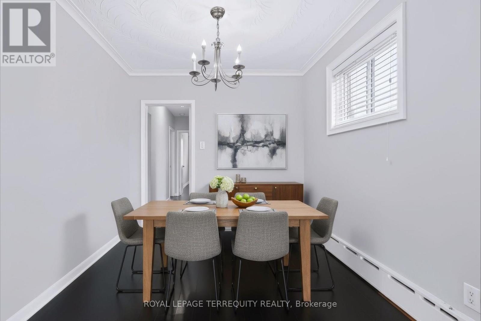 Upper - 32 Dynevor Road Property Photo 9