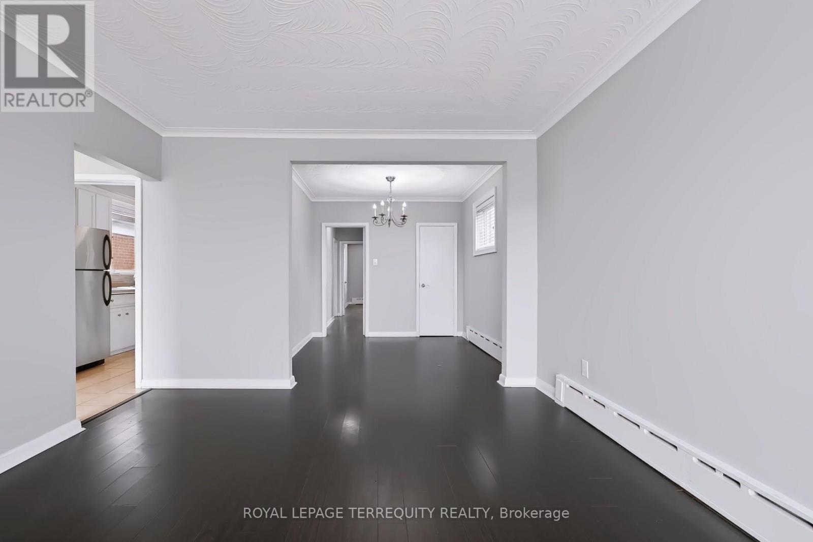 Upper - 32 Dynevor Road Property Photo 11