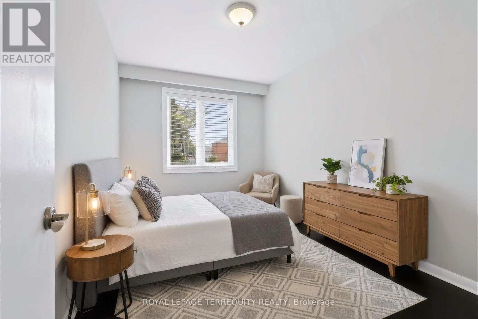 Upper - 32 Dynevor Road Property Photo 20