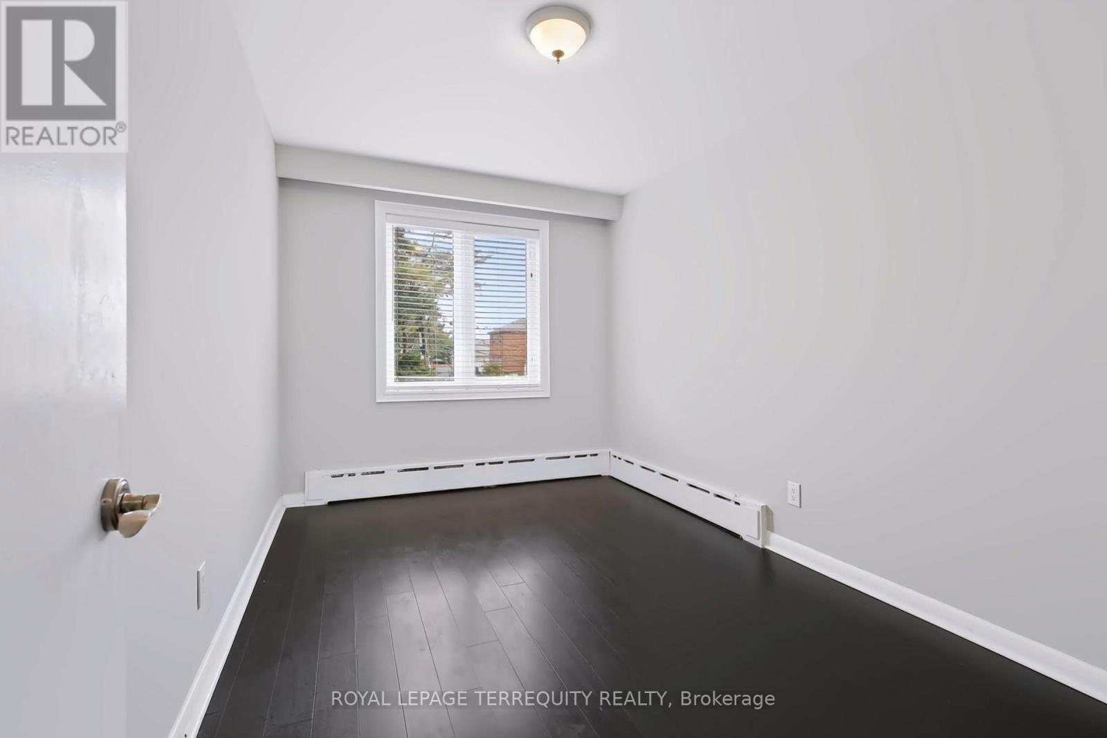 Upper - 32 Dynevor Road Property Photo 21