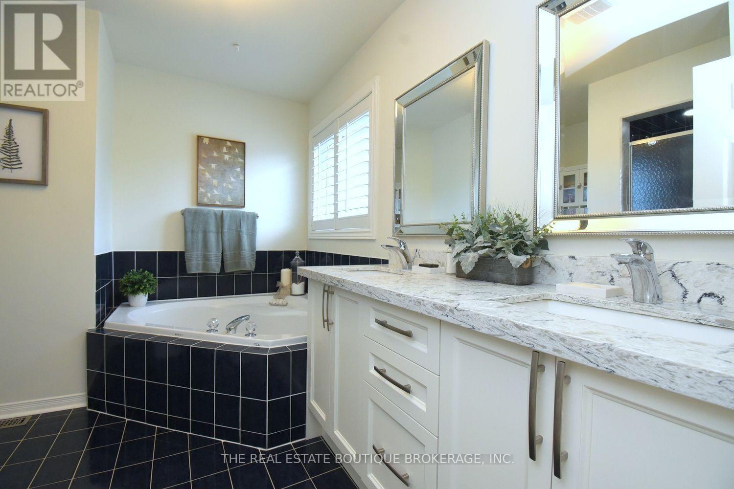 470 Amanda Crescent Property Photo 28