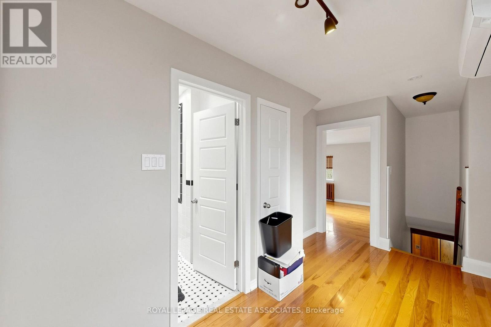 298 Lakeshore Road Property Photo 30