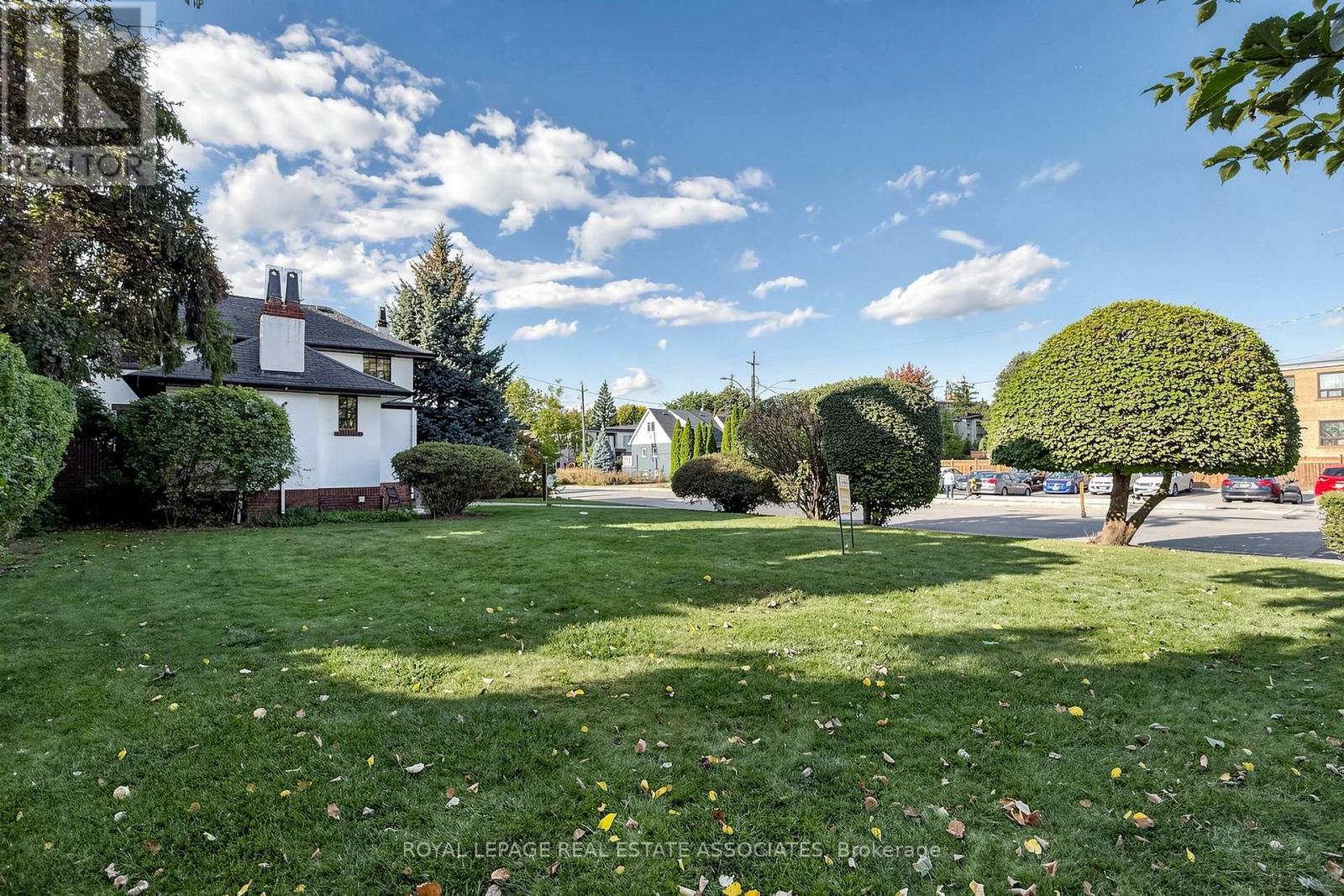 298 Lakeshore Road Property Photo 45