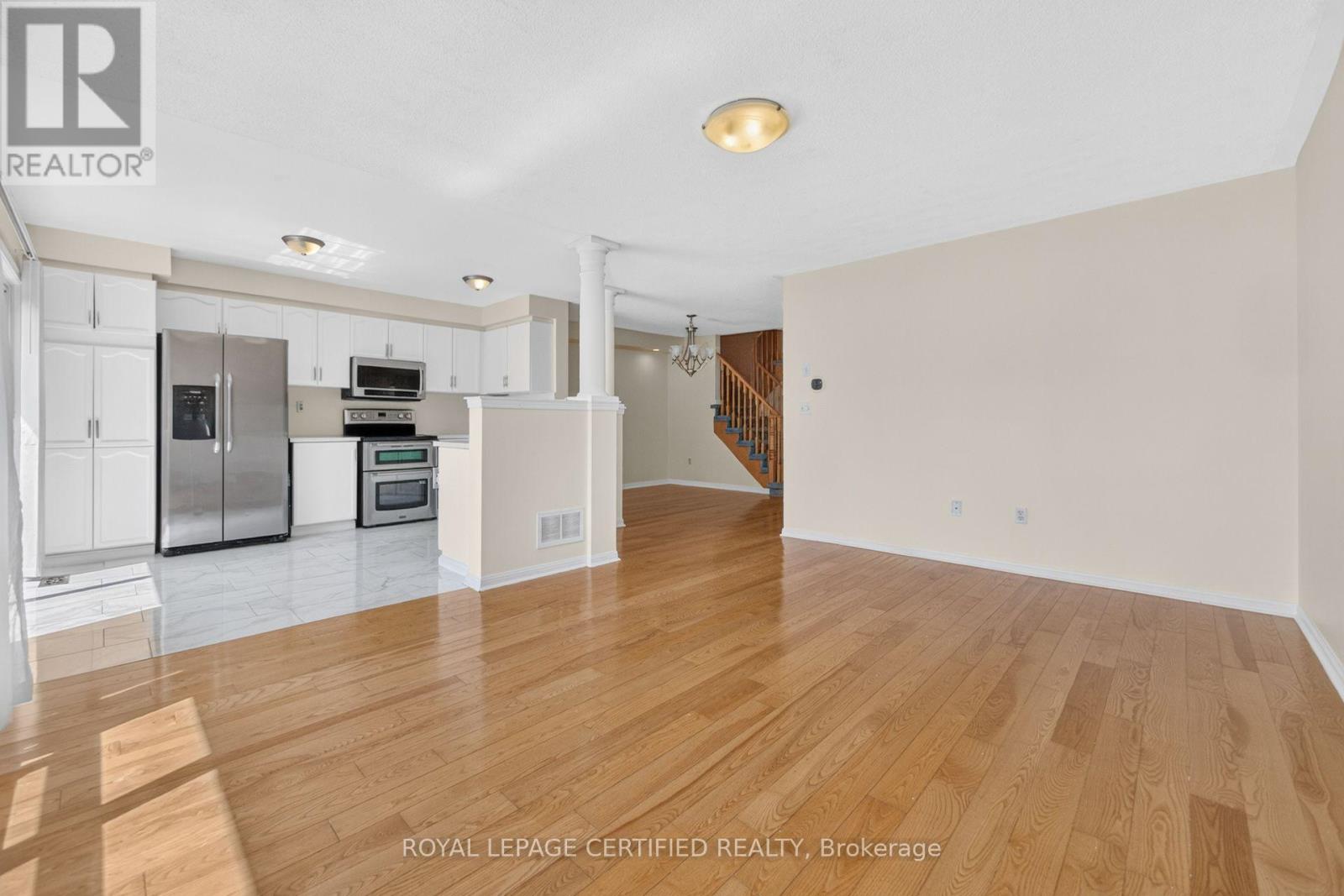 464 Collis Court Property Photo 12