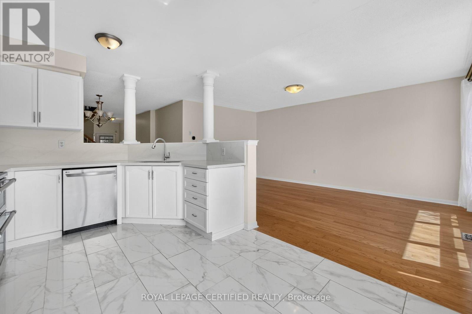 464 Collis Court Property Photo 15