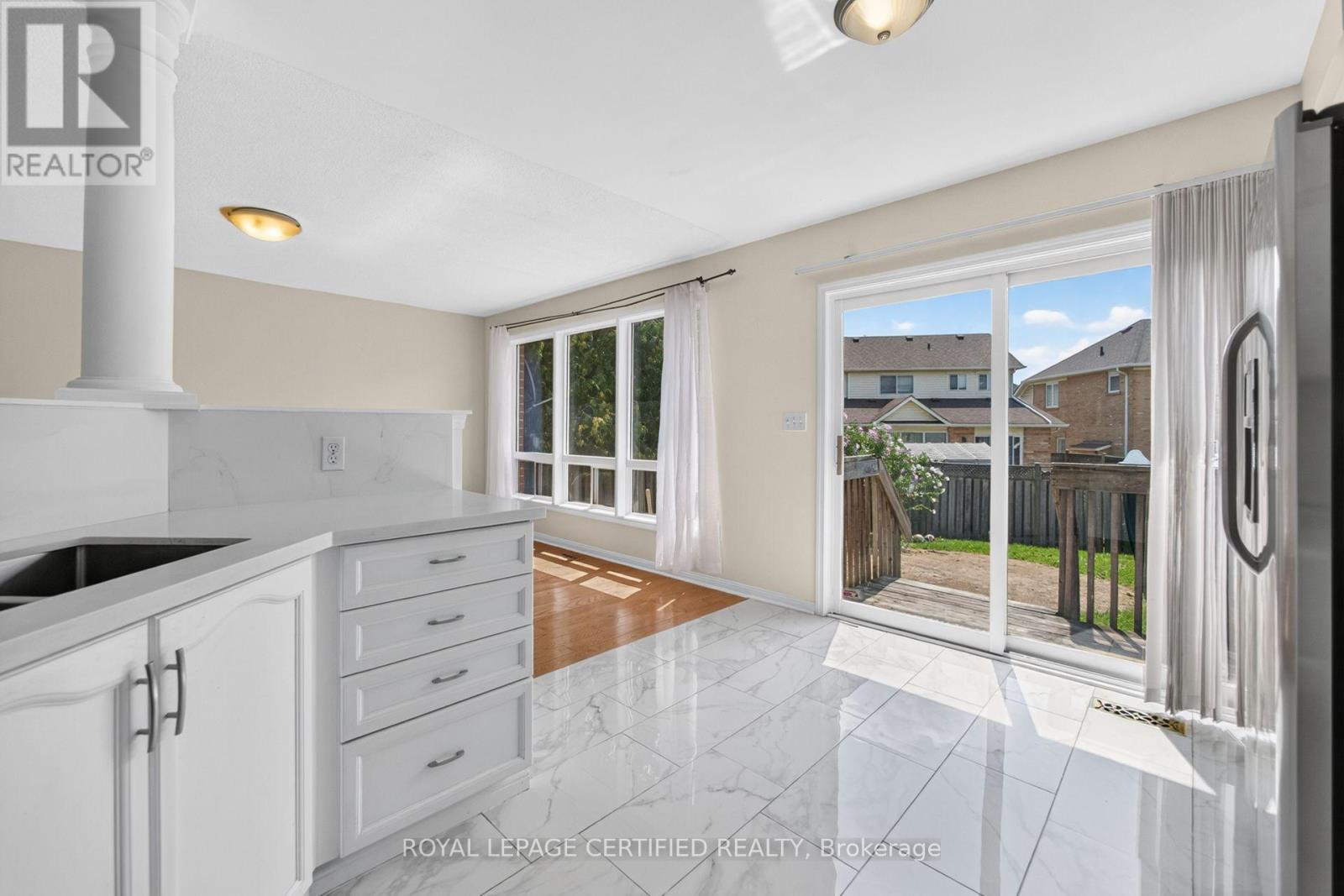 464 Collis Court Property Photo 17