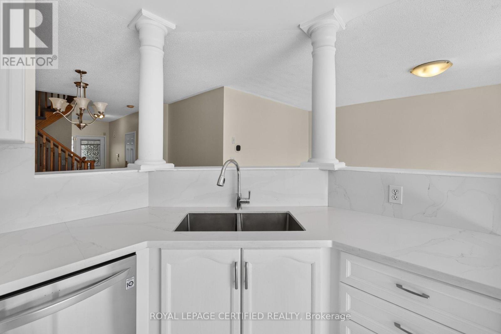 464 Collis Court Property Photo 18