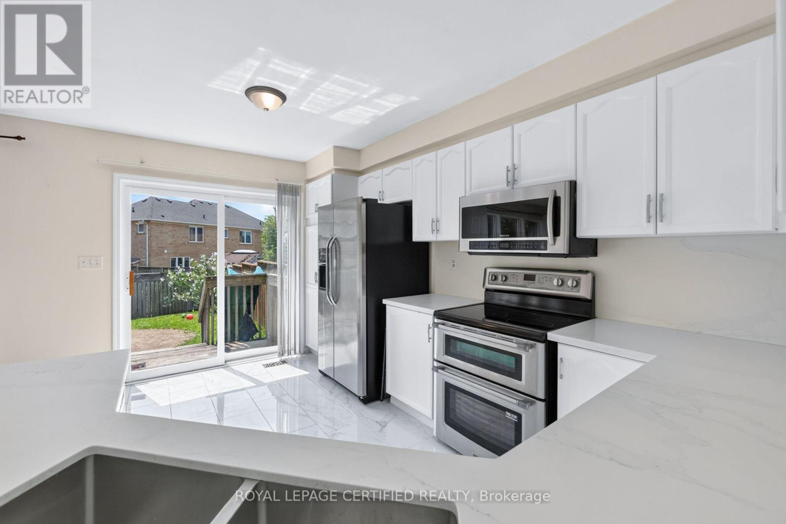 464 Collis Court Property Photo 19