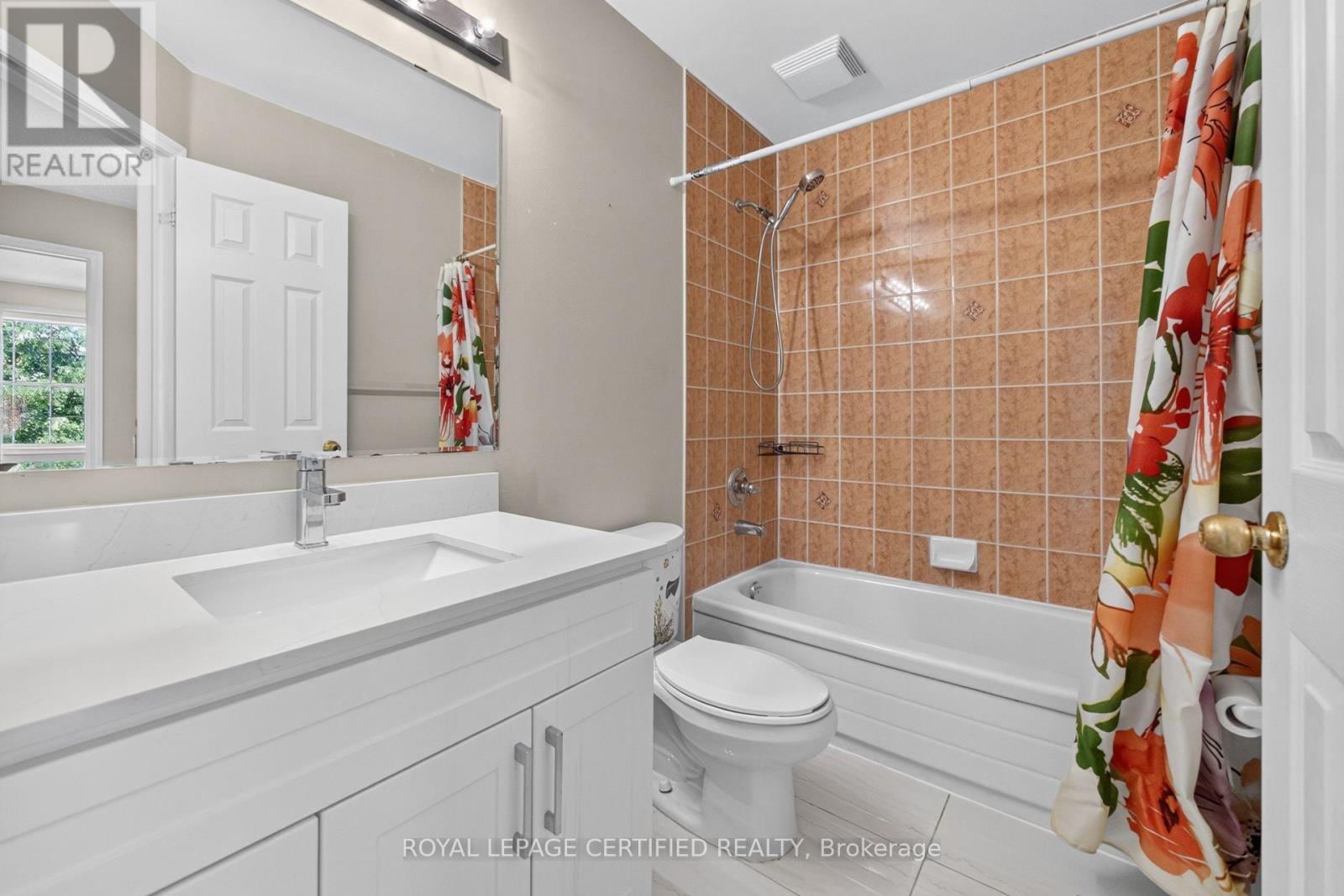 464 Collis Court Property Photo 31