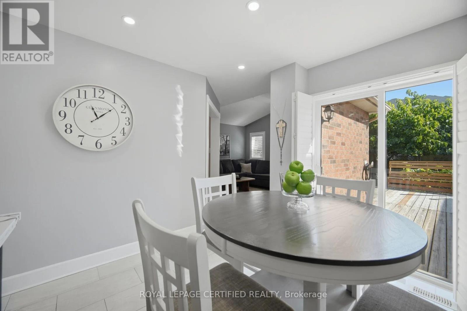 106 Ballantine Drive Property Photo 14